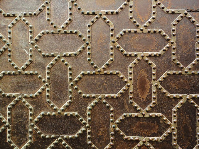 Detalle de puerta en la Alhambra