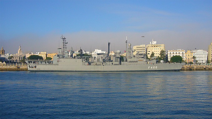 Fragata en Cádiz