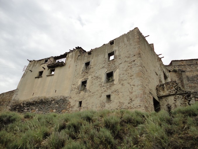 Pueblo abandonado de Esco