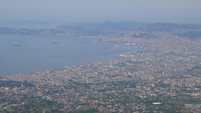 Bahía de Nápoles desde el Vesubio