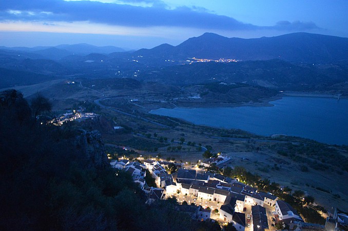 Zahara de noche