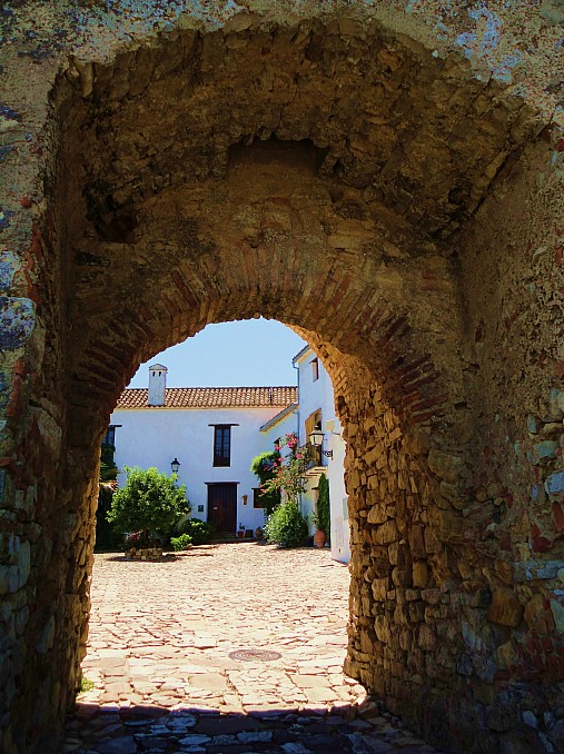 Arco en Castellar de la Frontera