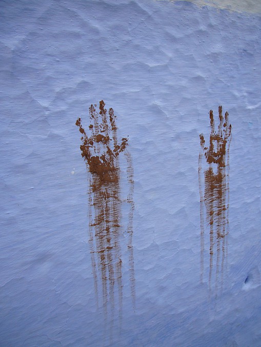Extraño graffiti en Chaouen (Marruecos)