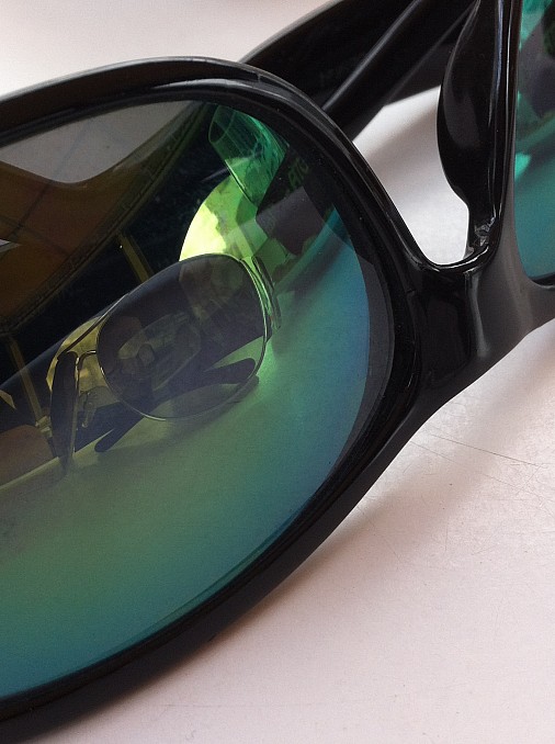 Reflejo en las gafas de sol