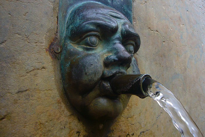 Caño de agua en Azpeitia
