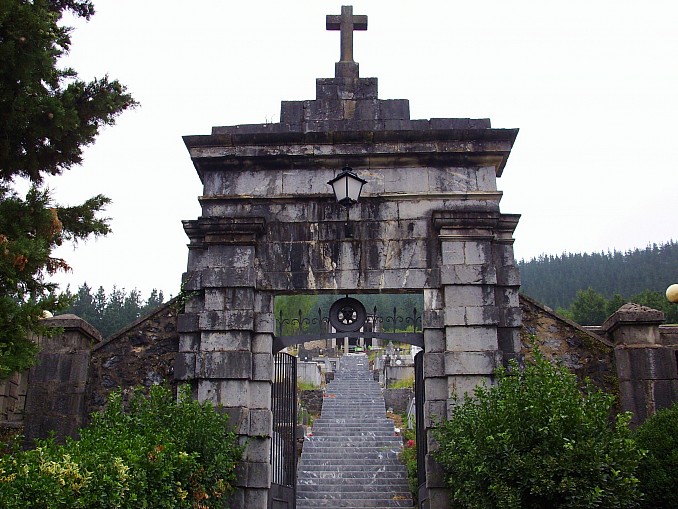Cementerio de Dima