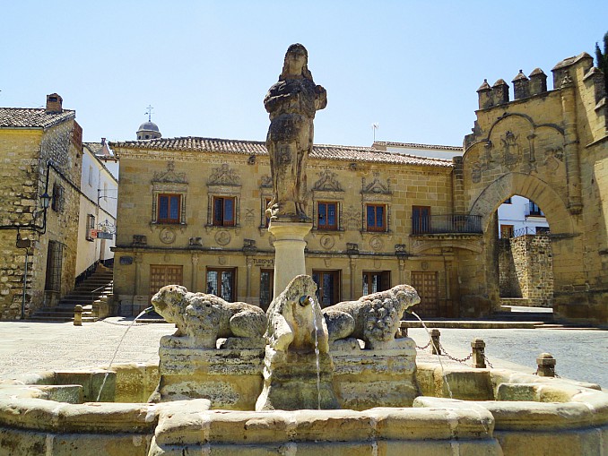 Fuente de los leones en Baeza