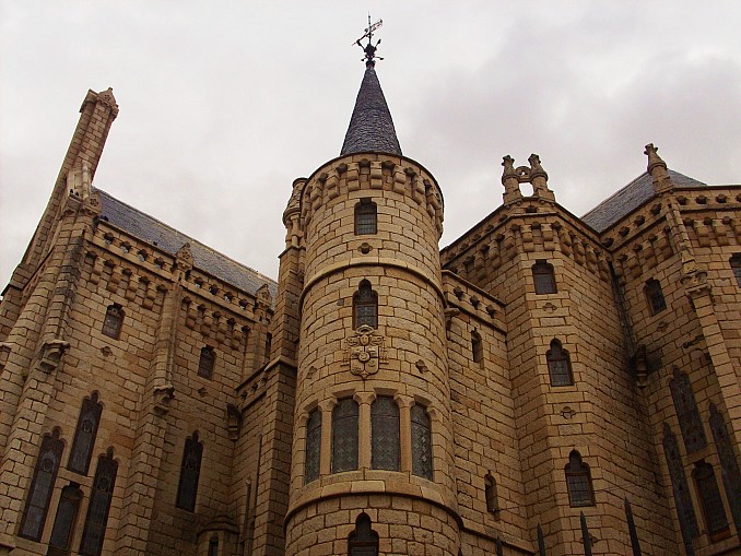Palacio episcopal de Astorga (León)