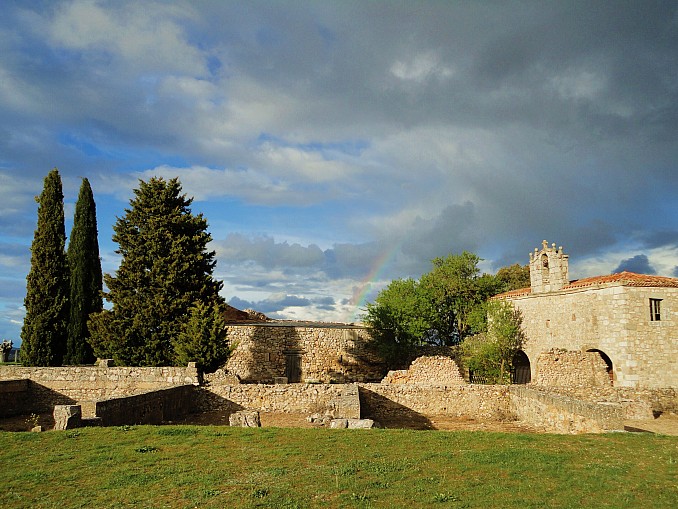 Iglesia en Clunia