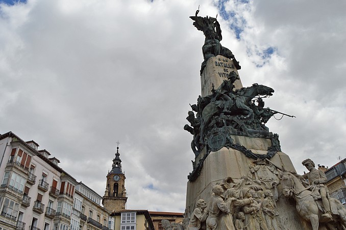 Monumento a la Batalla de Vitoria