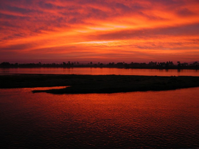 Amanecer en el Nilo