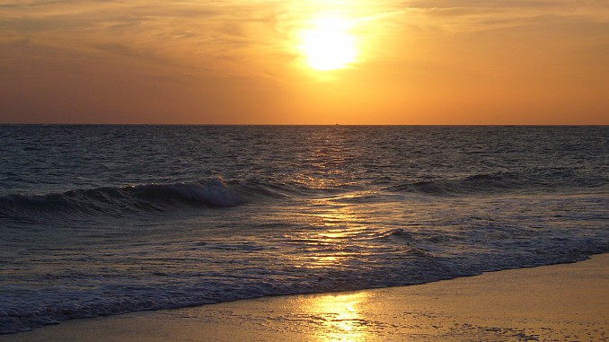 Atardecer en la playa de Rota (Cádiz)
