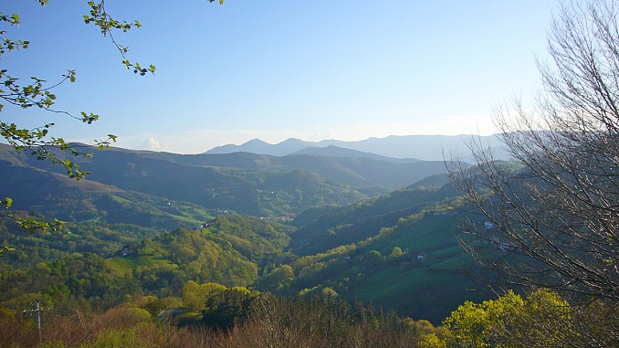 Paisaje entre Zugarramurdi y Etxalar (2)