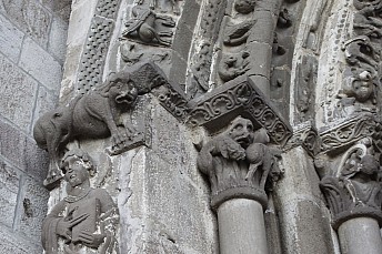 Capiteles de la Iglesia del Castillo de Javier