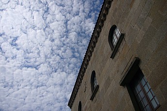 Nubes de borreguitos en Betanzos
