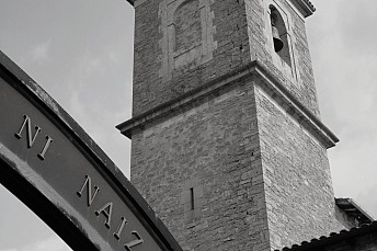 Detalle de la Iglesia de la Asunción, en Mendiola (Álava)
