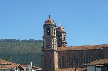 Iglesia de Santiago en Elizondo (Navarra)
