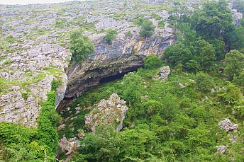 Cuevas de Dima